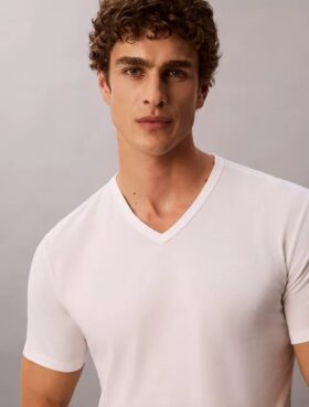 3er-Pack Slim-Fit-T-Shirts mit V-Ausschnitt aus Cotton Stretch-Mischung