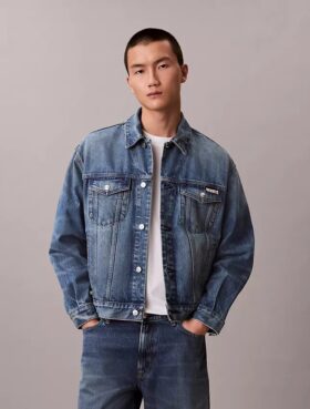 90er-Jahre-Denim-Trucker Jacket