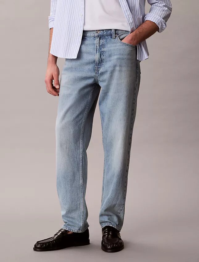 90er-Jahre-Jeans mit schmal zulaufendem Bein 90er-Jahre-Jeans mit schmal zulaufendem Bein
