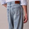 90er-Jahre-Jeans mit schmal zulaufendem Bein 90er-Jahre-Jeans mit schmal zulaufendem Bein