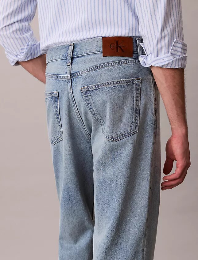 90er-Jahre-Jeans mit schmal zulaufendem Bein 90er-Jahre-Jeans mit schmal zulaufendem Bein