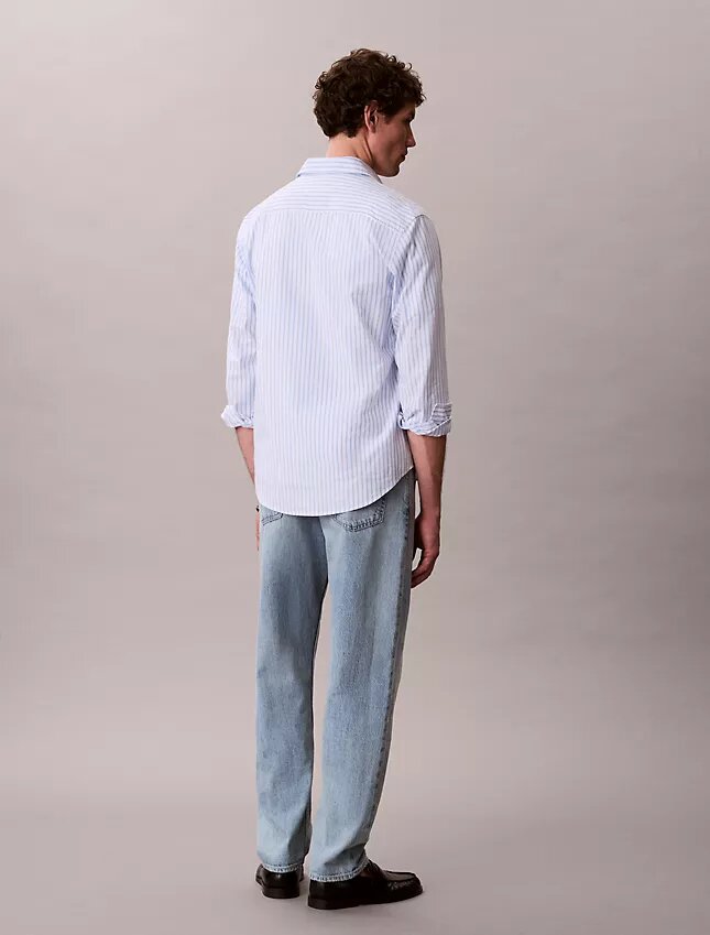 90er-Jahre-Jeans mit schmal zulaufendem Bein 90er-Jahre-Jeans mit schmal zulaufendem Bein