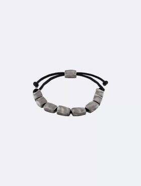 Armband mit Perlen in organischer Rechteckform