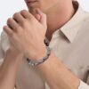 Armband mit Perlen in organischer Rechteckform Armband mit Perlen in organischer Rechteckform