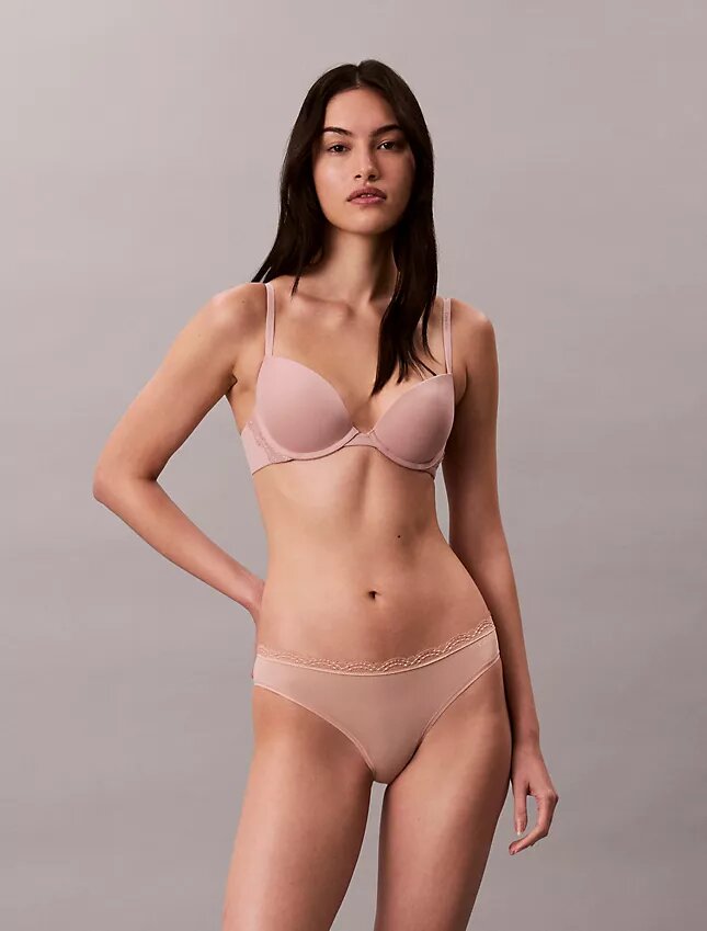 Attraction Push-Up-Plunge-BH Attraction Push-Up-Plunge-BH