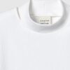 Ausgeschnittenes, schmal geschnittenes T-Shirt mit Rundhalsausschnitt Ausgeschnittenes, schmal geschnittenes T-Shirt mit Rundhalsausschnitt