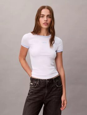 Baby-T-Shirt mit kontrastfarbener Rippbündchen und Logo-Grafik