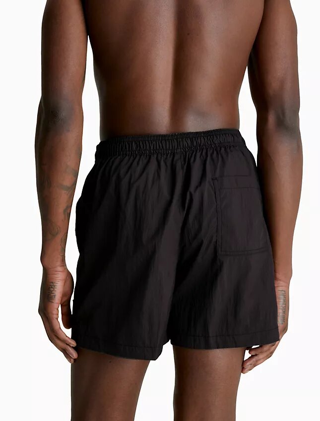 Badeshorts aus Nylon mit Kordelzug Badeshorts aus Nylon mit Kordelzug
