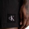 Badeshorts aus Nylon mit Kordelzug Badeshorts aus Nylon mit Kordelzug