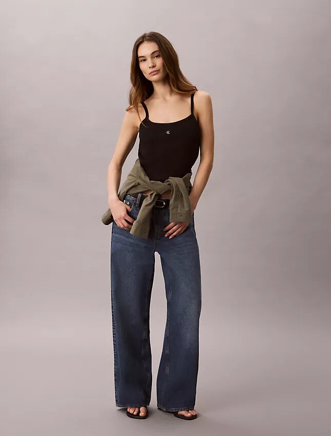 Baggy-Jeans mit niedriger Leibhöhe Baggy-Jeans mit niedriger Leibhöhe
