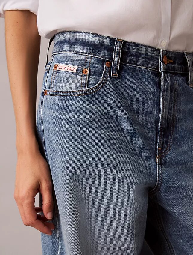 Baggy-Jeans mit niedriger Leibhöhe Baggy-Jeans mit niedriger Leibhöhe