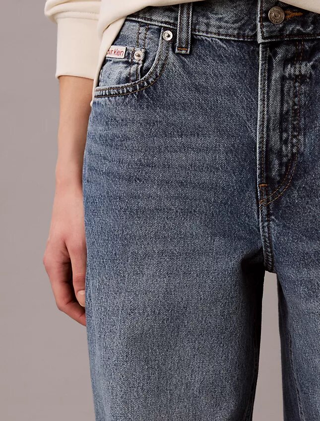 Baggy-Jeans mit niedriger Leibhöhe Baggy-Jeans mit niedriger Leibhöhe