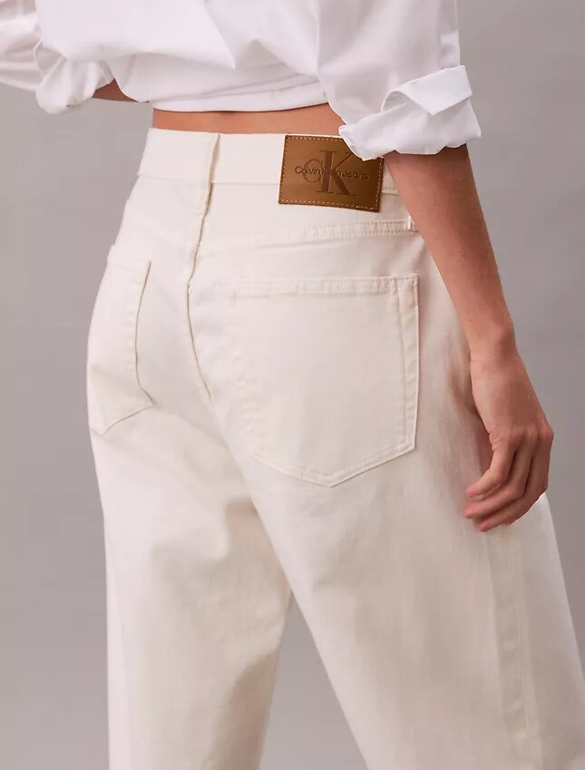 Baggy-Jeans mit niedriger Leibhöhe Baggy-Jeans mit niedriger Leibhöhe
