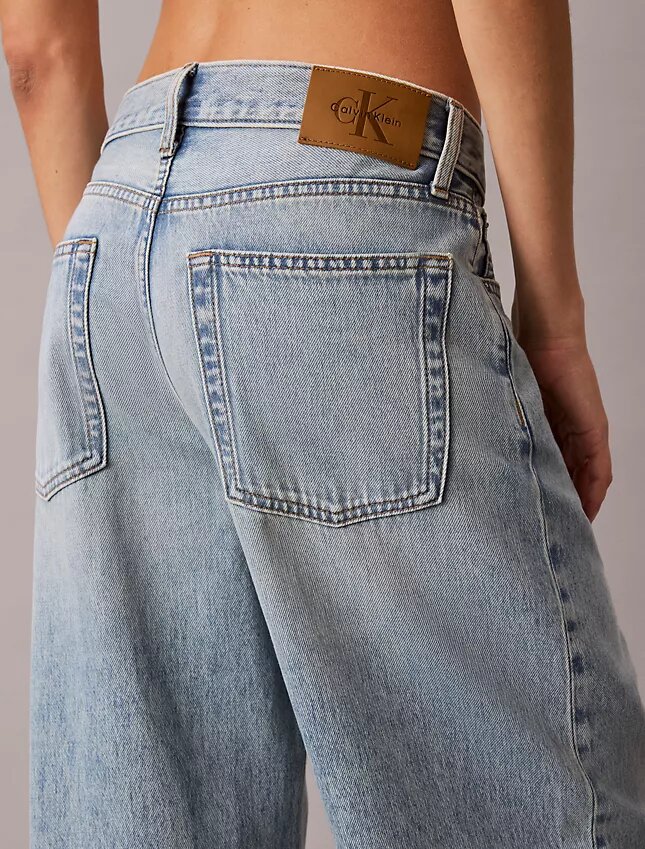 Baggy-Jeans mit niedriger Leibhöhe Baggy-Jeans mit niedriger Leibhöhe