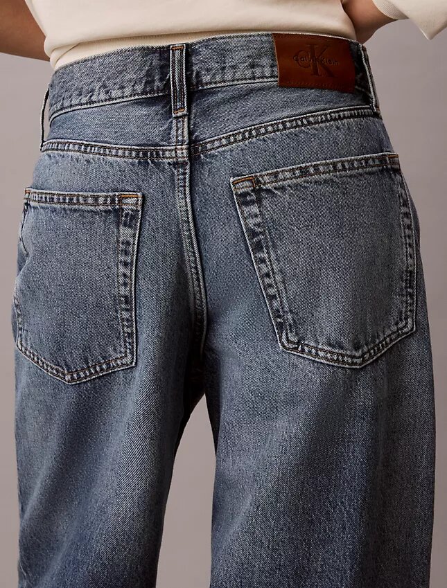 Baggy-Jeans mit niedriger Leibhöhe Baggy-Jeans mit niedriger Leibhöhe