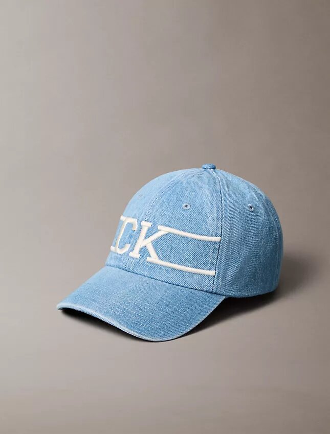 Baseballkappe aus Denim mit Varsity-Monogram-Logo Baseballkappe aus Denim mit Varsity-Monogram-Logo