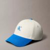 Baseballkappe mit kontrastierendem gesticktem Logo