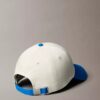 Baseballkappe mit kontrastierendem gesticktem Logo
