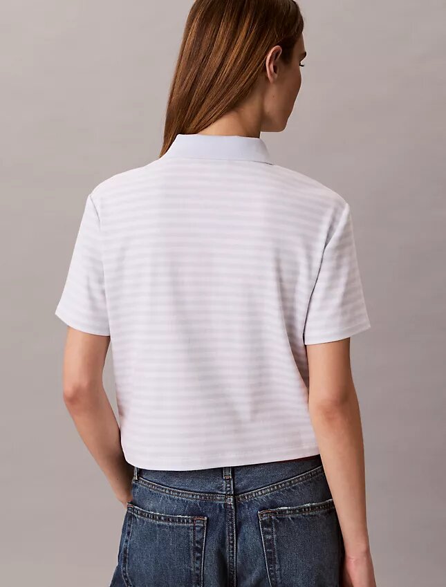 Baumwoll-Polo-Shirt mit konturierten Rippbündchen Baumwoll-Polo-Shirt mit konturierten Rippbündchen