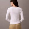 Baumwoll-T-Shirt mit geripptem U-Ausschnitt Baumwoll-T-Shirt mit geripptem U-Ausschnitt