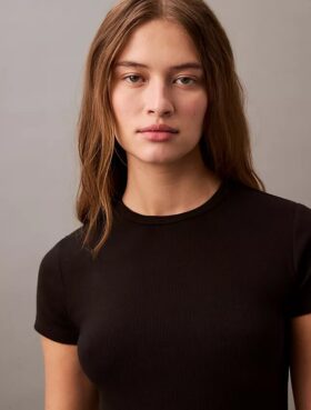 Baumwoll-T-Shirt mit Konturrippen