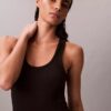 Baumwoll-Tanktop mit Konturrippbündchen Baumwoll-Tanktop mit Konturrippbündchen