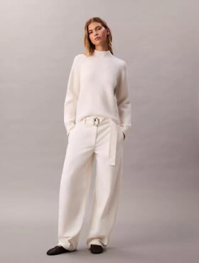 Baumwollhose mit Gürtel