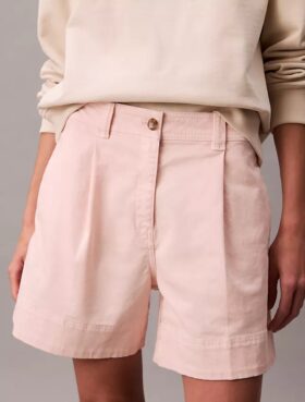 Bermudashorts aus Cotton Stretch-Twill mit Falten