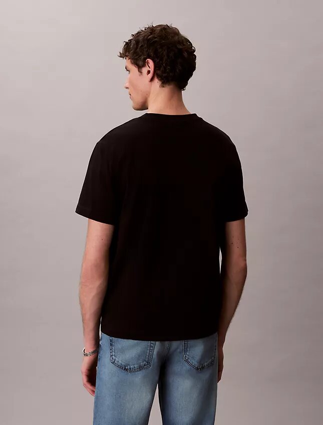 Besticktes Monogram-T-Shirt in lockerer Passform Besticktes Monogram-T-Shirt in lockerer Passform
