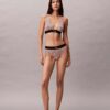 Bikini mit hoher Taille aus Microfiber-Stretch mit grafischem Monogram Bikini mit hoher Taille aus Microfiber-Stretch mit grafischem Monogram