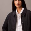 Bomberjacke aus geknittertem Nylon Bomberjacke aus geknittertem Nylon