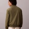 Bomberjacke aus Nylon-Ripstop Bomberjacke aus Nylon-Ripstop
