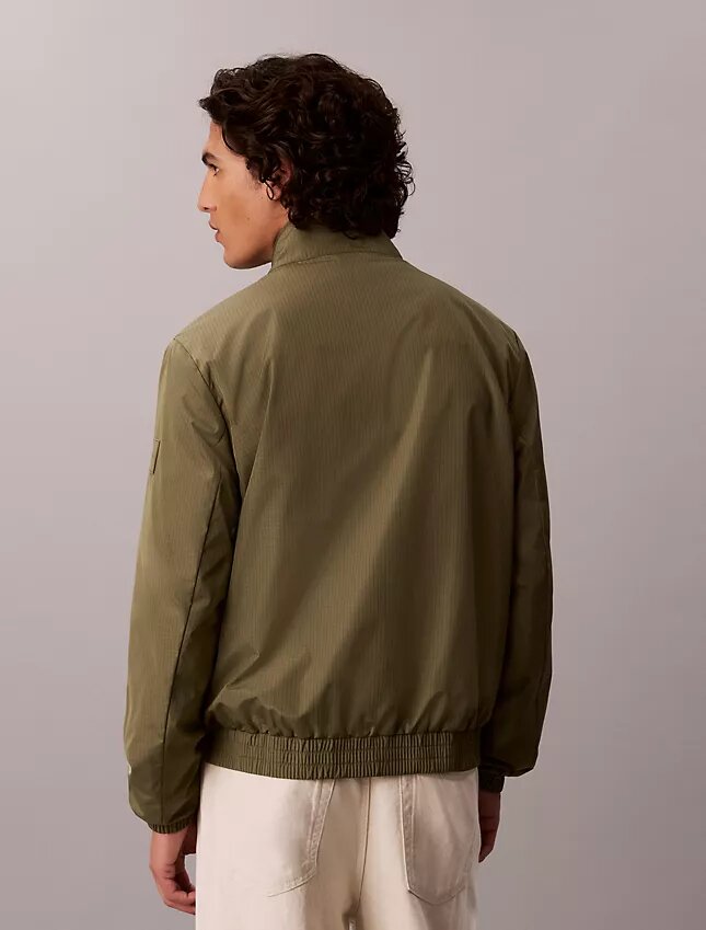Bomberjacke aus Nylon-Ripstop Bomberjacke aus Nylon-Ripstop