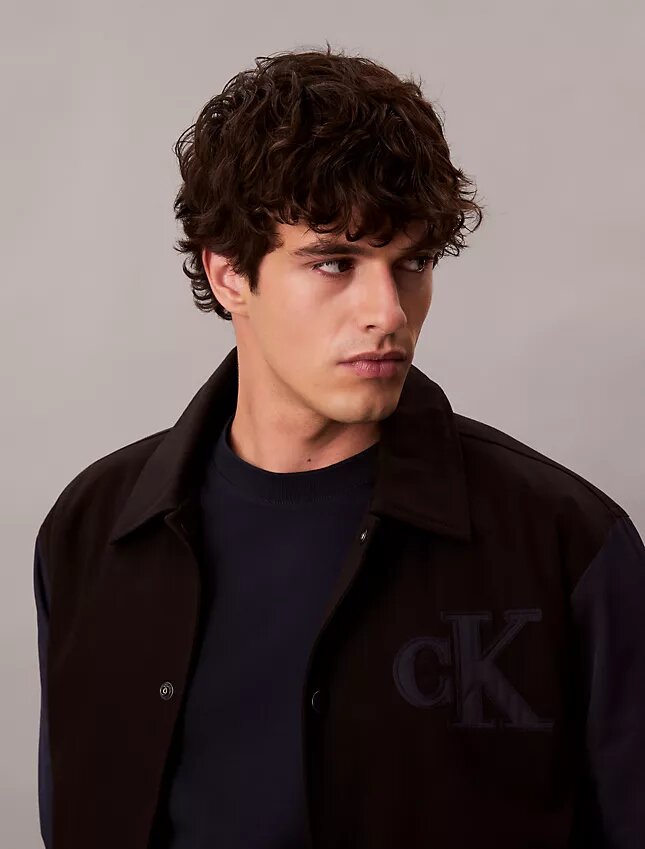 Bomberjacke aus Nylon und Baumwolle Bomberjacke aus Nylon und Baumwolle