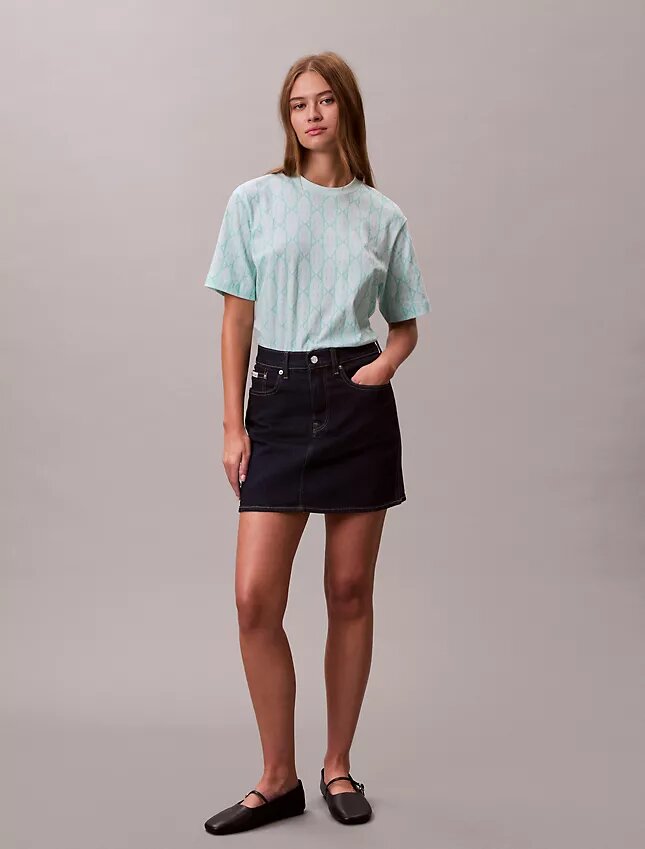 Boxy-T-Shirt mit durchgehendem Monogram Boxy-T-Shirt mit durchgehendem Monogram