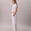 Boxy-T-Shirt mit floralem Logo-Print Boxy-T-Shirt mit floralem Logo-Print