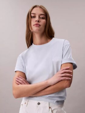 Boxy-T-Shirt mit gesticktem Logo Boxy-T-Shirt mit gesticktem Logo