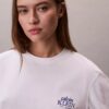 Boxy-T-Shirt mit gesticktem Logo