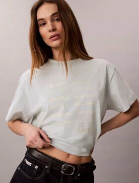 Boxy-T-Shirt mit Logo-Schriftzug