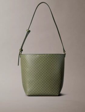 Bucket Bag mit durchgehendem Emblem-Logo und Beutel