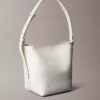 Bucket Bag mit durchgehendem Emblem-Logo und Beutel Bucket Bag mit durchgehendem Emblem-Logo und Beutel