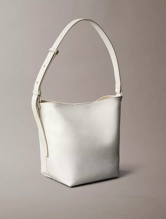 Bucket Bag mit durchgehendem Emblem-Logo und Beutel Bucket Bag mit durchgehendem Emblem-Logo und Beutel