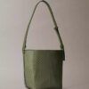 Bucket Bag mit durchgehendem Emblem-Logo und Beutel Bucket Bag mit durchgehendem Emblem-Logo und Beutel