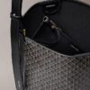Bucket Bag mit durchgehendem Emblem-Logo und Beutel Bucket Bag mit durchgehendem Emblem-Logo und Beutel