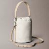 Bucket Bag mit durchgehendem Monogram Bucket Bag mit durchgehendem Monogram