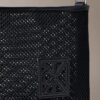 Bucket Bag mit Emblem aus Mesh Bucket Bag mit Emblem aus Mesh
