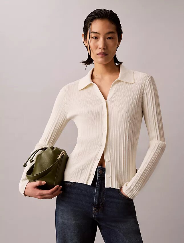 Bucket Bag mit Kieselstruktur Bucket Bag mit Kieselstruktur