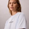 Calvin Klein Logo-Grafik-T-Shirt in Boxy-Passform Calvin Klein Logo-Grafik-T-Shirt in Boxy-Passform