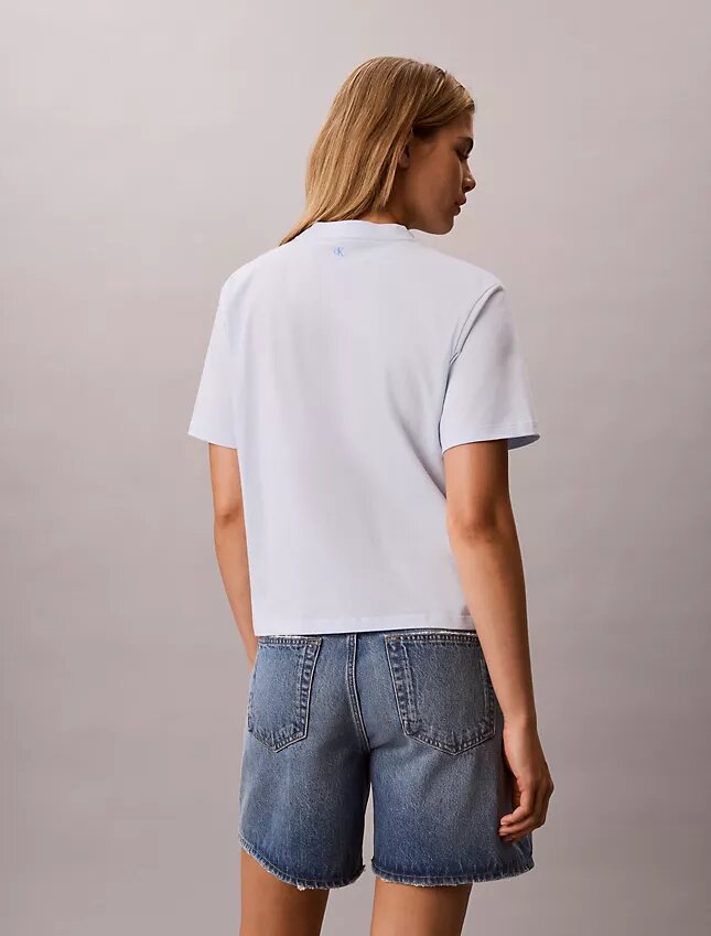 Calvin Klein Logo-Grafik-T-Shirt in Boxy-Passform Calvin Klein Logo-Grafik-T-Shirt in Boxy-Passform