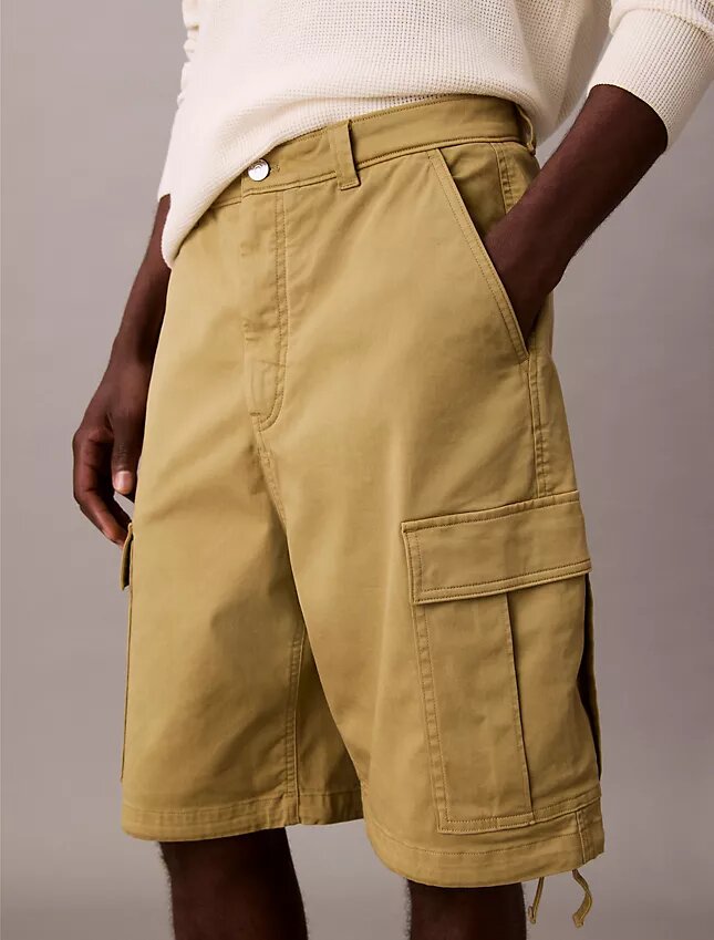 Cargo-Shorts aus Cotton Stretch-Twill Cargo-Shorts aus Cotton Stretch-Twill